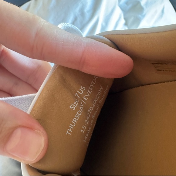 THURSDAY Everyday Sneakers - Picture 6 of 7